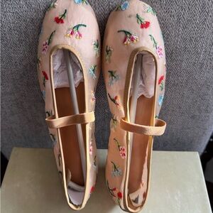 Embroidered Floral Ballet Flats